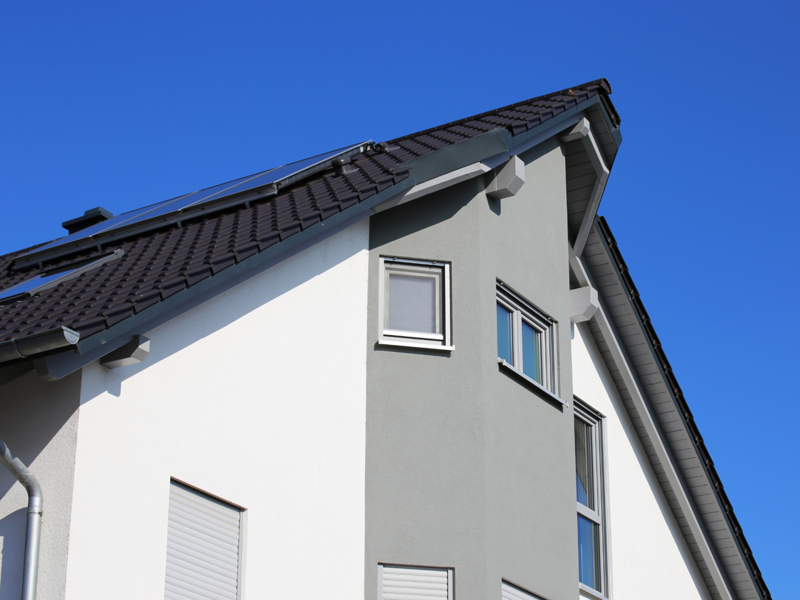 Exterior House Painting in Bradford – Professional & Reliable Service